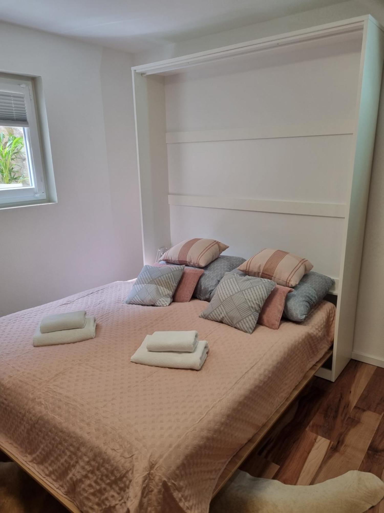 Appartment Im Untergeschoss 弗赖拉辛 外观 照片